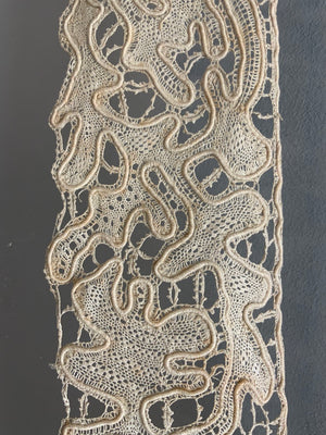 Length of lace possibly Maltese (220 x 10cm)