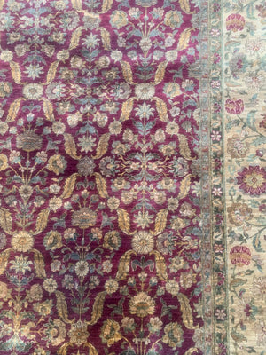 Mughal design Indian carpet (435 x 311cm)