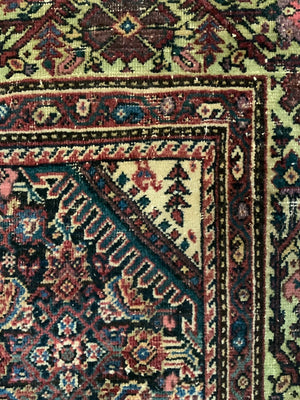 Feraghan antique rug (180 x 120cm)