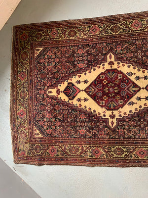Feraghan antique rug (180 x 120cm)