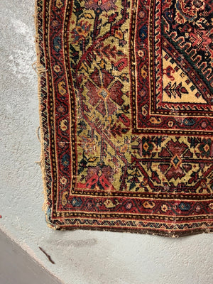 Feraghan antique rug (180 x 120cm)