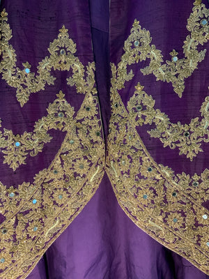 Indian ladies wedding costume (?) [2]