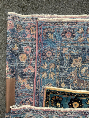 Over-sized 'American' Sarouk carpet (427 x 324cm) *AF