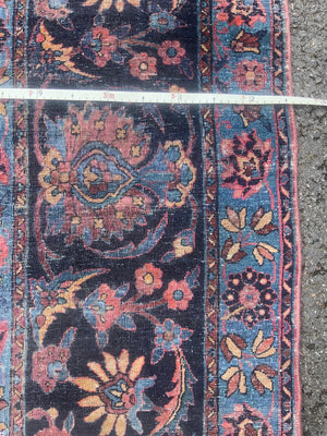Over-sized 'American' Sarouk carpet (427 x 324cm) *AF