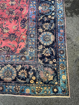 Over-sized 'American' Sarouk carpet (427 x 324cm) *AF