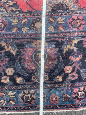 Over-sized 'American' Sarouk carpet (427 x 324cm) *AF