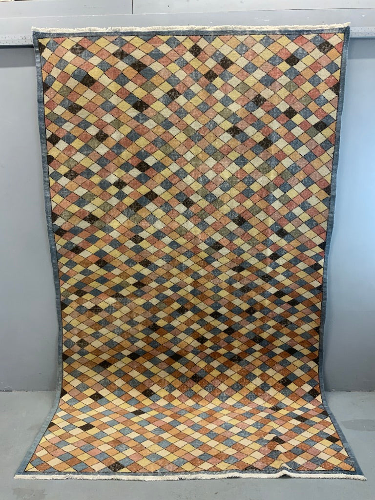 Turkish mosaic design carpet (307 x 184cm) *new
