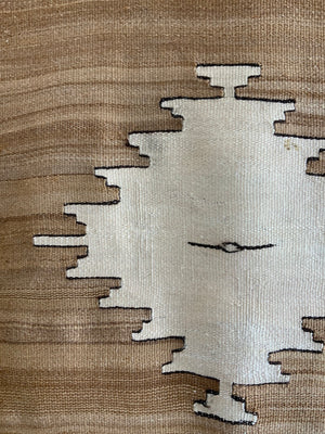 Turkish Siirt lightweight medallion kilim (144 x 117cm)