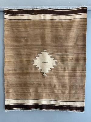 Turkish Siirt lightweight medallion kilim (144 x 117cm)