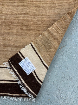 Turkish Siirt lightweight medallion kilim (144 x 117cm)