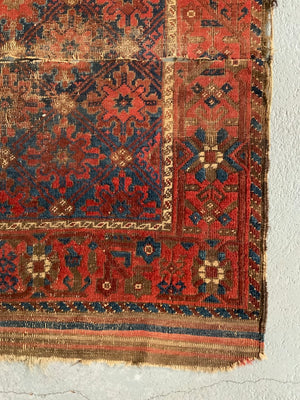 Balouch antique small mat (114 x 96cm)