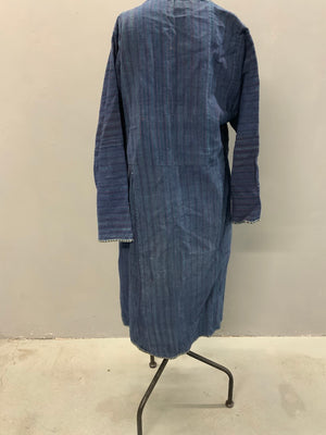 Khivan Uzbek or Turkmen indigo striped cotton chapan (108cm)