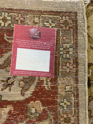 Square proportion Indian carpet * as new (230 x 193cm)
