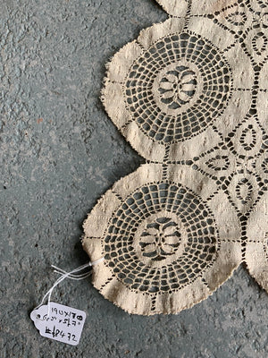 Vintage drawn-work cotton cover ( 190 x 170cm )