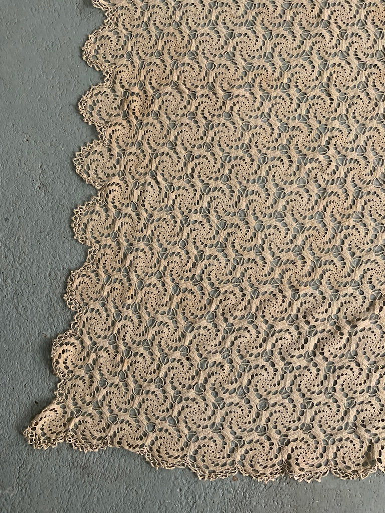 Italian large vintage reticella double bed cover (240 x 180cm)