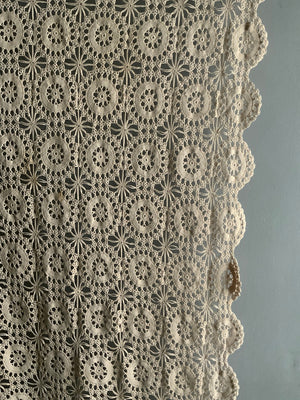 Italian reticella lace single bedcover (196 x 140cm)