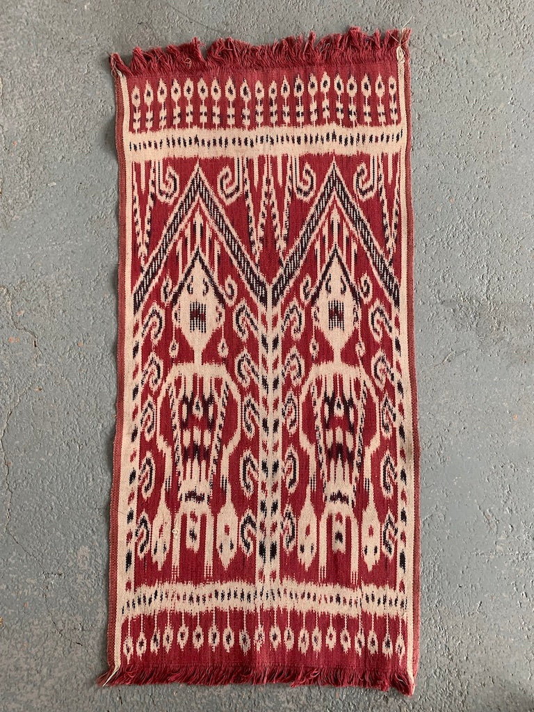 Sarawak Borneo Indonesian cotton warp ikat (80 x 38cm)