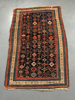 Caucasian Chichi design Kuba antique rug (147 x 96cm) *AF