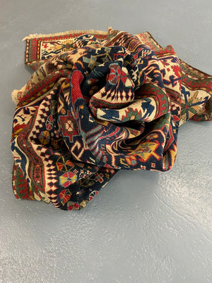 Caucasian antique Shirvan large rug (270 x 139cm)