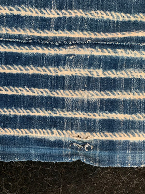 Burkina Farso Mossi womans indigo mantle (160 x 106cm)