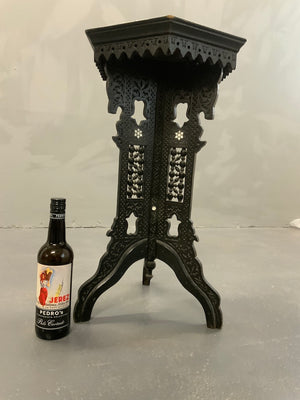 Syrian jardiniere table - hexagonal top with MOP inlay (66 x 40cm)