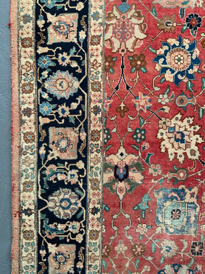 Tabrezi Behniya workshop carpet with all-over design (389 x 298cm)