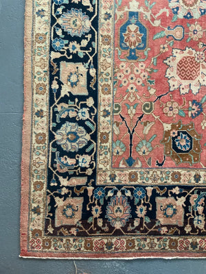 Tabrezi Behniya workshop carpet with all-over design (389 x 298cm)