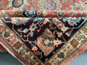 Tabrezi Behniya workshop carpet with all-over design (389 x 298cm)