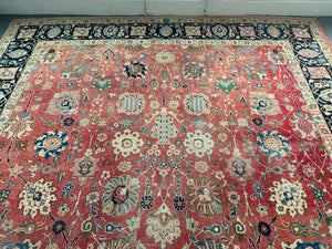Tabrezi Behniya workshop carpet with all-over design (389 x 298cm)