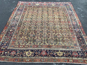 Sarouk Feraghan antique carpet (374 x 321cm)