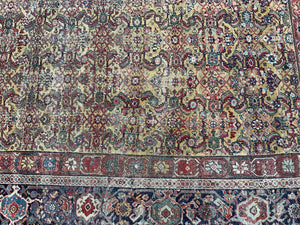 Sarouk Feraghan antique carpet (374 x 321cm)