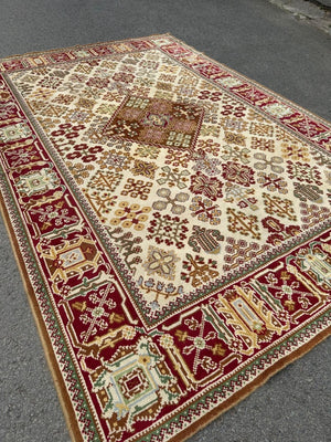 European Turkish Knotted Carpet (295 x 197cm)