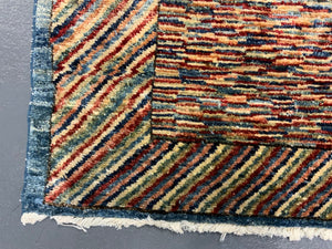 Modern Chobi flecked pile small rug  (124 x 95cm)