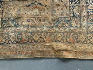 Heriz antique silk rug (190 x 138cm) *AF