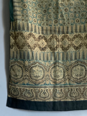 Indian Kutch genuine Adrak  stole (117 x 53cm)