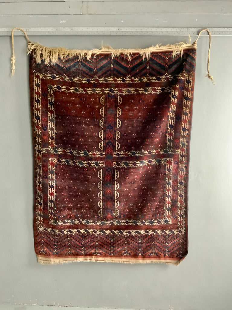 Turkmen Yomut antique ensi rug (174 x132cm)