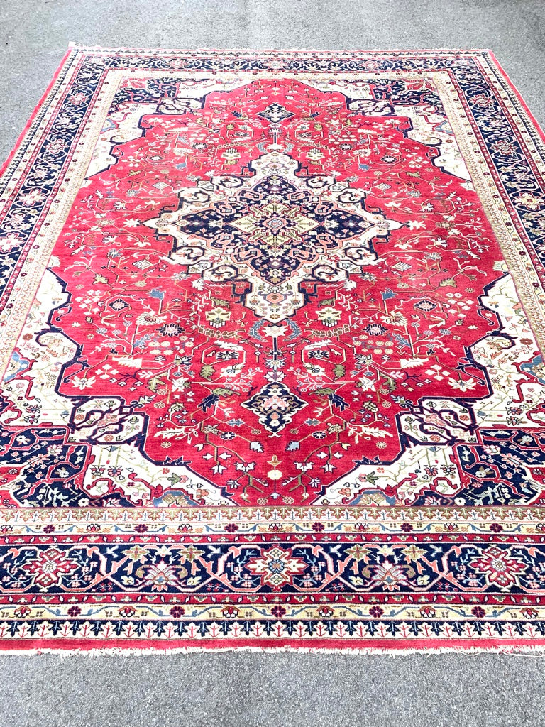 Turkish vintage Isparta oversize carpet (430 x 336cm)