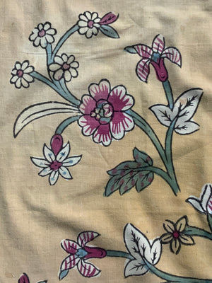 Turkish Kandili type block printed cotton (95 x 87cm)