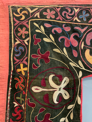 Kyrgyz antique Tush-Kiiz yurt hanging (156 x 304cm)