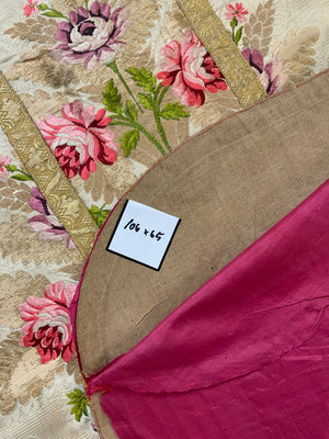 Ecclesiastical chasuble silk on cream (106 x 65cm)