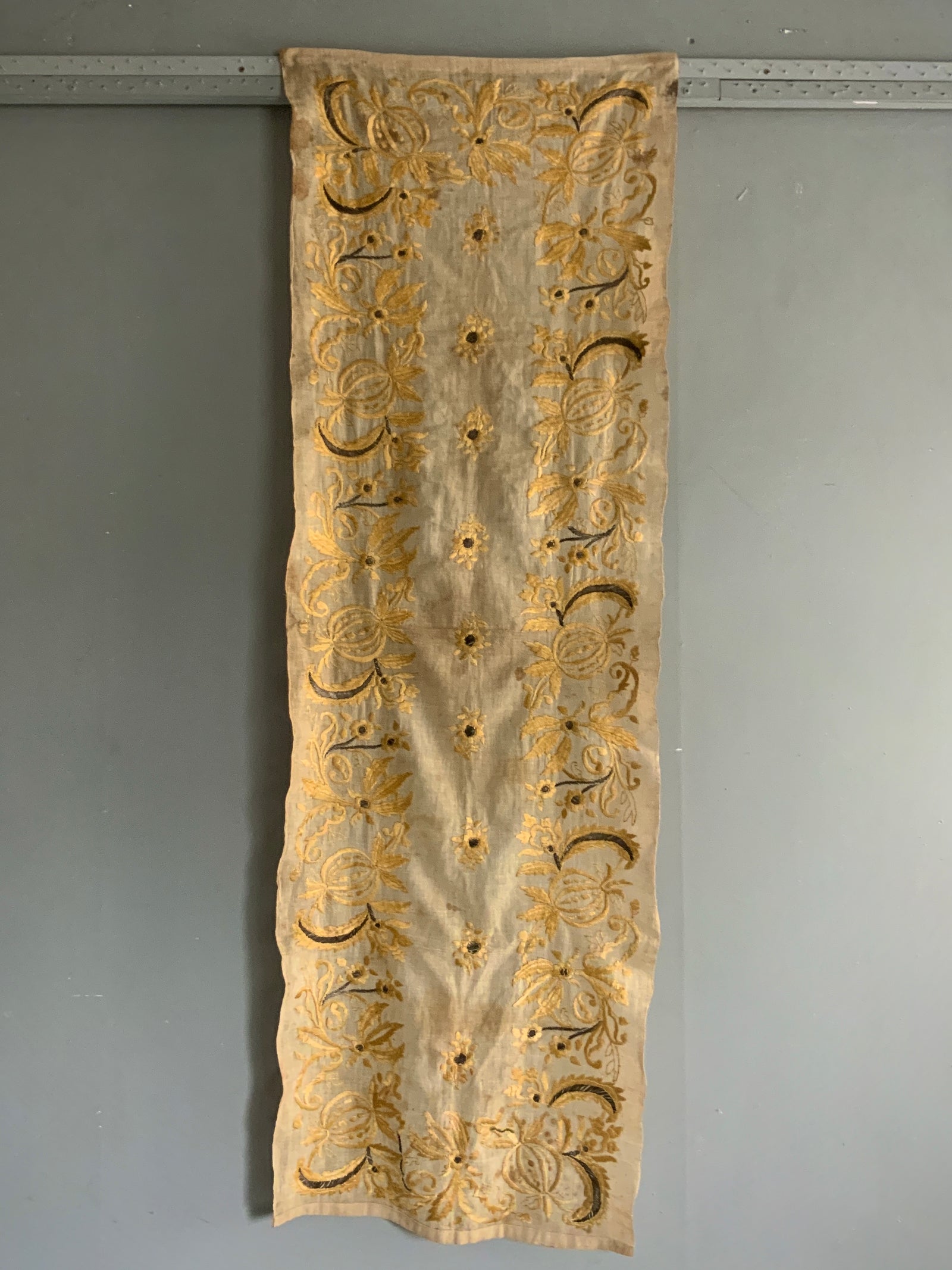 Turkish silk embroidery on linen (158 x 52cm)