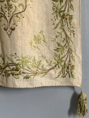 Turkish vintage silk embroidery (174 x 49cm)