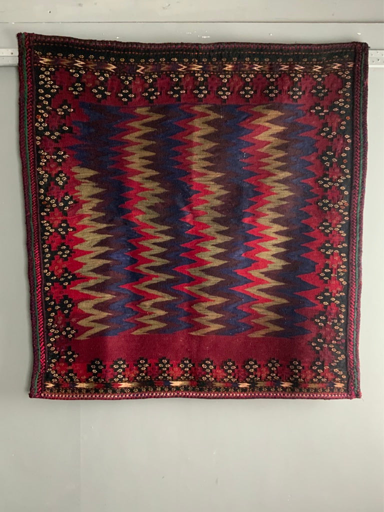 Semnan sofreh flatweave (132 x 125cm)