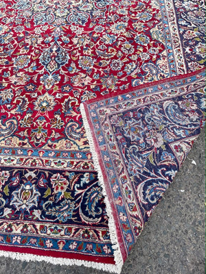 Isphahan vintage carpet (381 x 312cm)