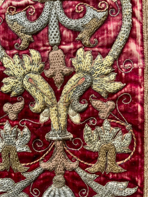 Italian late renaissance embroidery on velvet (33 x 22cm)