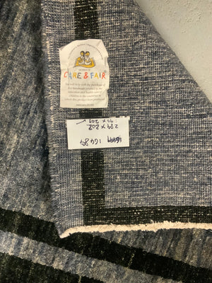 Indian hand made carpet (289 x 203cm) *new