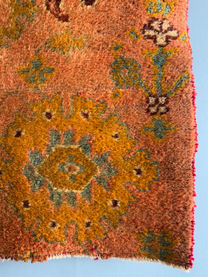 Turkish antique Oushak carpet fragment (126 x 75cm)