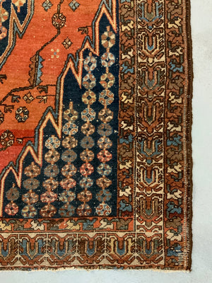 Mazlaghan vintage rug (187 x 142cm)