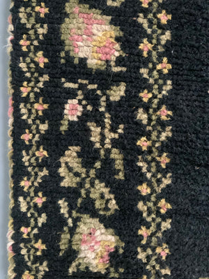 Spanish Las Alpujarras looped pile rug (246 x 150cm)