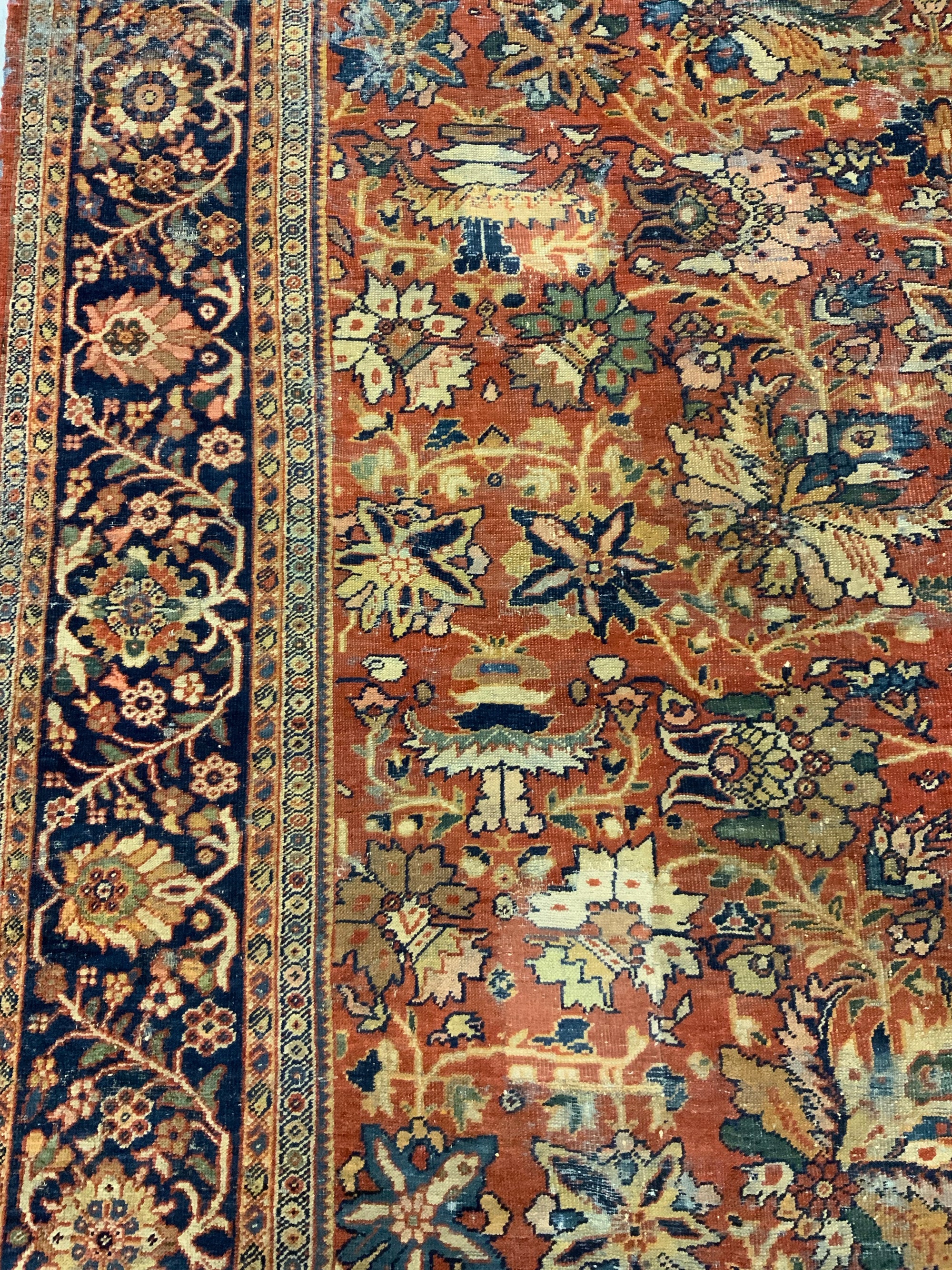 Sultanabad Mahal vintage carpet (362 x 308cm)